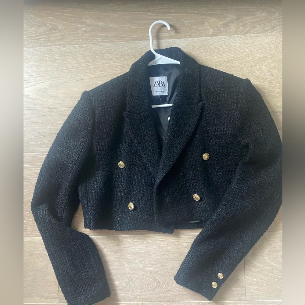 Tweed cropped black blazer